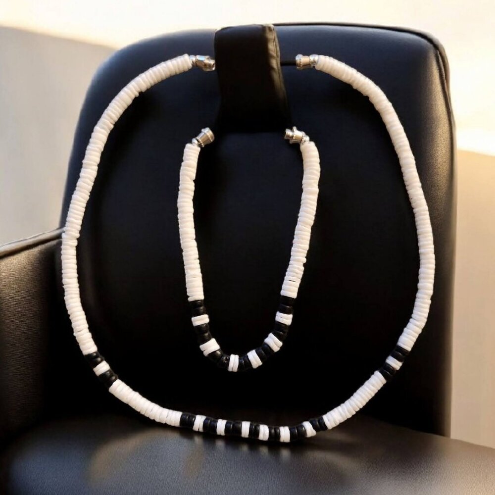 Necklace/Bracelet Puka Shells
